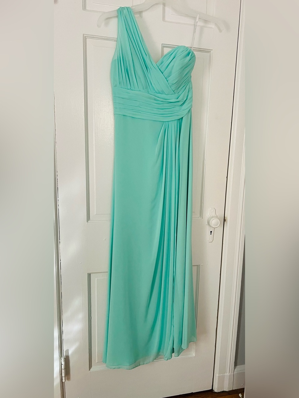 One-Shoulder Mint Green Evening Gown